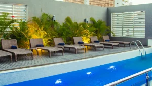 onomo-hotel-dar-es-salaam-pool-2